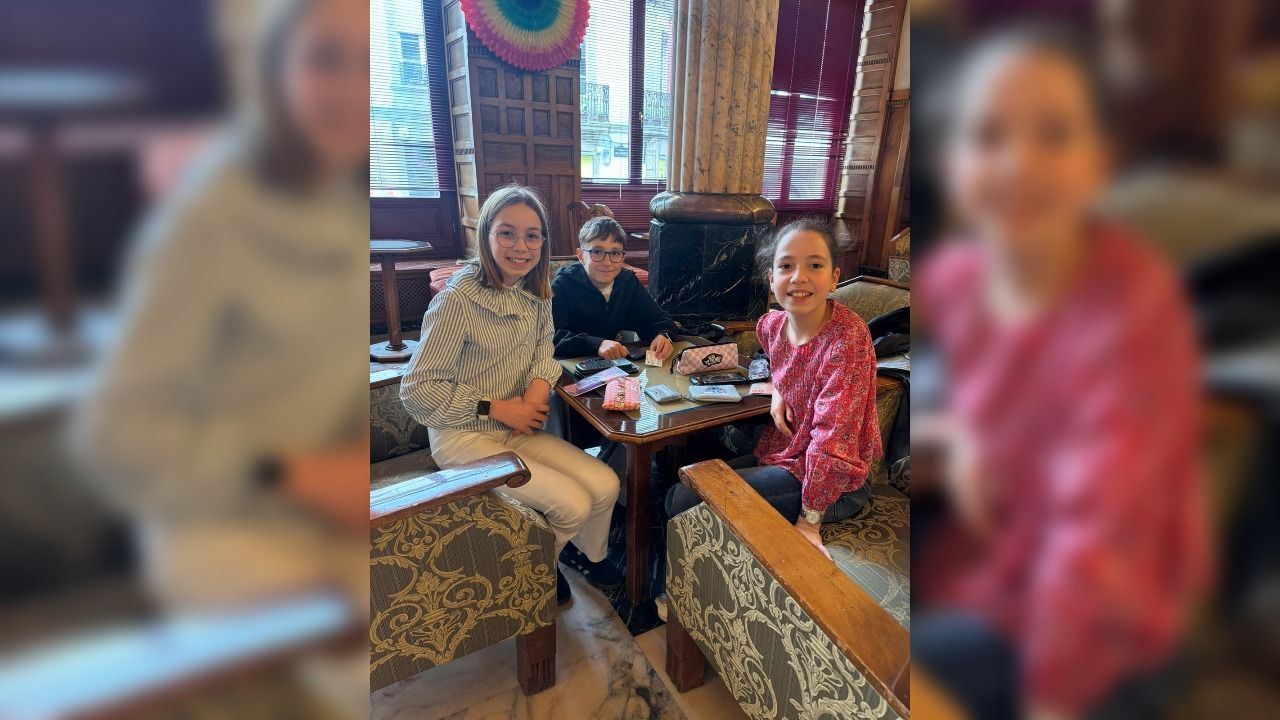 Tres alumnos del Maristas representarán a Lugo en la final del Rebumbio matemático: «Es un lujo ver a niños tan implicados»