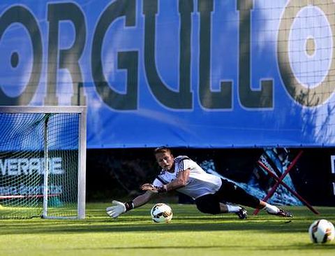 Yoel durante su ltimo entrenamiento como jugador cltico en la maana de ayer. 