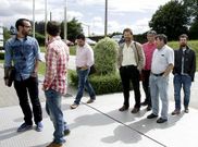 Los representantes sindicales a su llegada a la sede de la Conseller�a de Traballo en Santiago. 