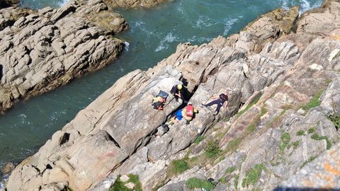 Simulacro de rescate frente a la Domus, en A Coru�a