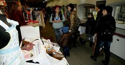 Mercado de oportunidades celebrado el pasado mes de febrero en la plaza de Abastos. 