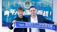 El entrenador gallego Ramiro Amarelle, en su presentaci�n con el Shenzhen Juniors chino.