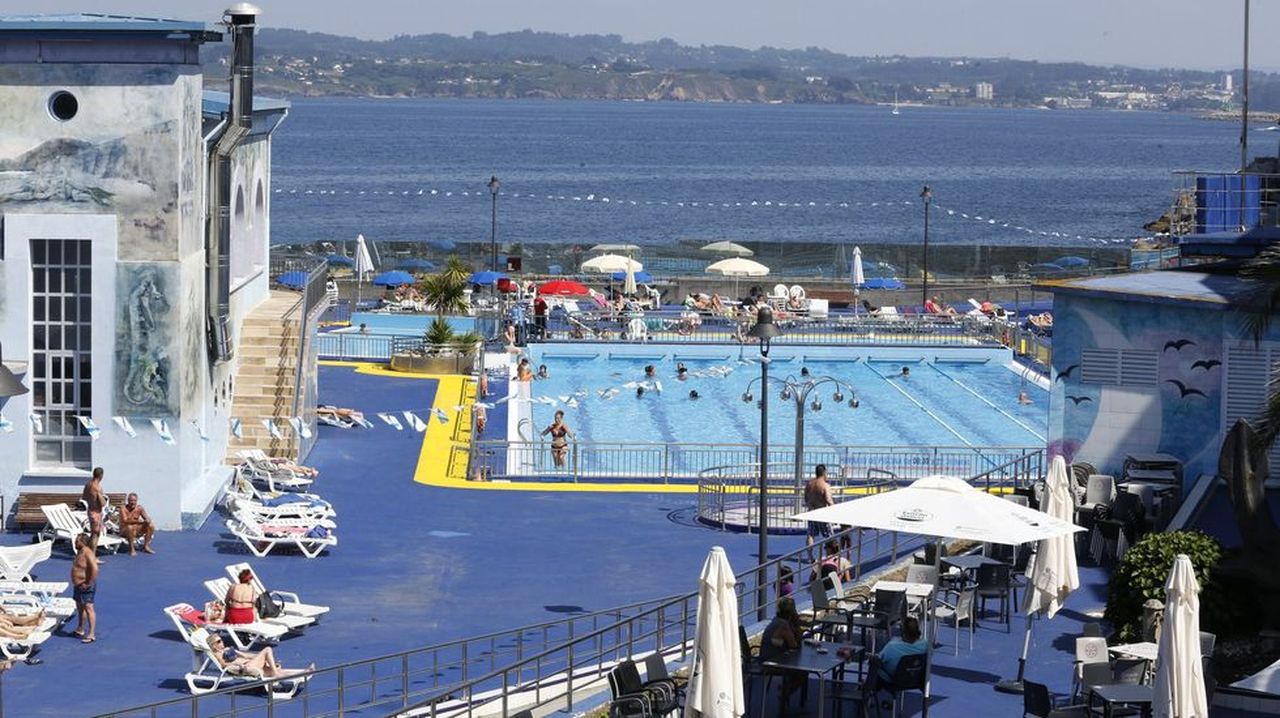 El Club del Mar podrá ocupar 15 años más casi 4.000 metros cuadrados de dominio público en la costa de A Coruña