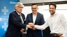 Presidente de la patronal gallega, conselleiro de Emprego y secretario xeral de UGT-Galicia, tras la firma del acuerdo en Santiago