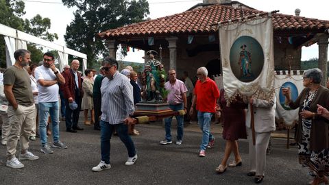 Procesi�n Virxe de F�tima en San Roqui�o de T�llara 2026