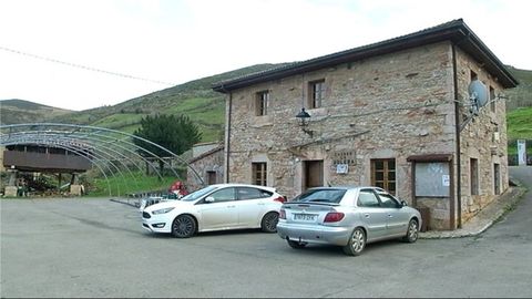 Bar La Bolera, en Yernes y Tameza