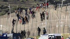 Nuevo salto masivo en la valla de Melilla