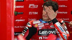 Marc M�rquez, durante un descanso de las pruebas