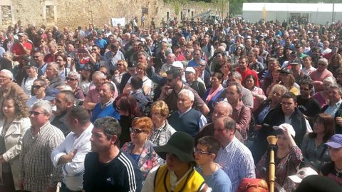 Centenares de personas asistieron a la subasta del �campanu� en Cornellana.Centenares de personas asistieron a la subasta del �campanu� en Cornellana