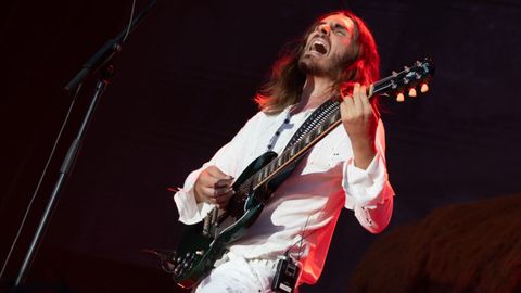 El artista Carlos Ares durante su actuaci�n en el Sonorama