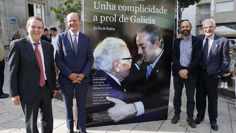 Abel Caballero, Xos Lus Vilela, Xess Fraga e Victor F. Freixanes no acto institucional de La Voz de Galicia para conmemorar o Da das Letras Galegas