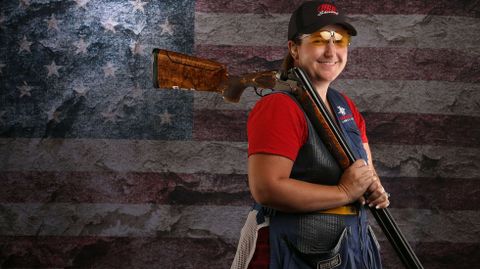 El tirador Kim Rhode posa durante el reportaje