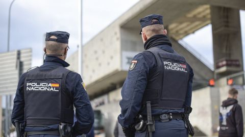 Polic�a Nacional en Pasar�n.