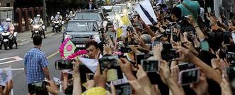 La presencia de Francisco en Corea del Sur, donde se bautizan 100.000 personas al a�o, ha despertado gran expectaci�n.