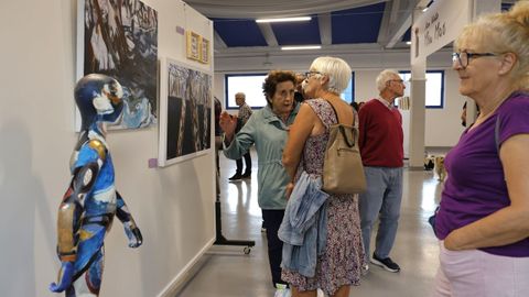 Est situada en la plaza de abastos de Moaa
