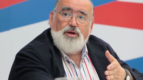 El presidente de la Asociaci�n de Pacientes con Patolog�a Respiratoria del Principado de Asturias (Asma Asturias) y de la Federaci�n Nacional de Asociaciones de Enfermedades Respiratorias (Fenaer), Javier Palicio.El presidente de la Asociaci�n de Pacientes con Patolog�a Respiratoria del Principado de Asturias (Asma Asturias) y de la Federaci�n Nacional de Asociaciones de Enfermedades Respiratorias (Fenaer), Javier Palicio 