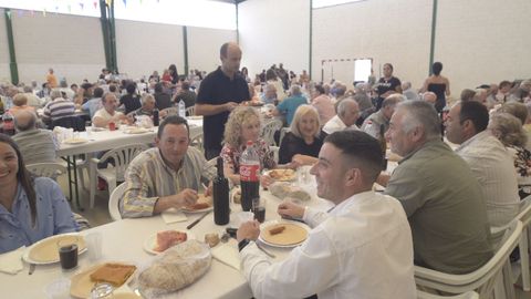Comida de la tercera edad de Guntn 