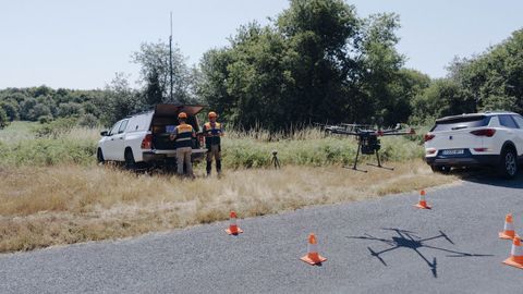 Aunque el dron es autónomo hay que controlar el despegue y el aterrizaje