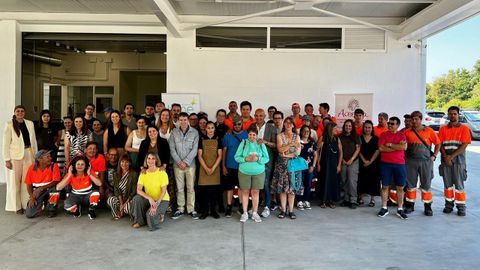 La nueva sede de Lume inici� su actividad con un encuentro en el que participaron responsables de ACEESCA, usuarios y representantes de las administraciones.