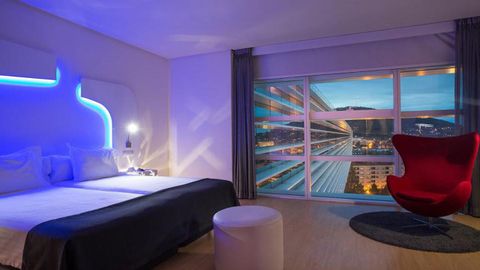 Una habitación del hotel Ayre