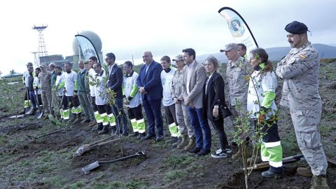 INAUGURACION DEL BOSQUE DEFENSA-IBERDROLA EN LA ESTACION DE VIGILANCIA AEREA EVA 10 DEL BARBANZA