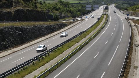 La autova del Cantbrico, una de las infraestructuras que contribuyeron a vertebrar el noroeste