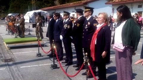Mercedes Fernández, durante la ceremonia de jura de bandera civil en Cudillero