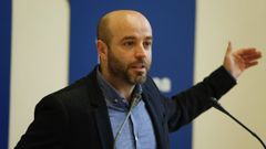 Villares pone la dimisi�n de Merlo como ejemplo y Santos la desvincula del caso Quinteiro