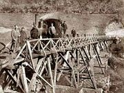 Una antigua imagen de la l�nea f�rrea que prest� servicio en las minas