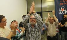 Caras de circunstancias el domingo en la sede del BNG al conocerse los resultados. 