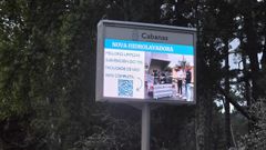 Panel informativo municipal con uno de los anuncios del gobierno local que denunci� el BNG
