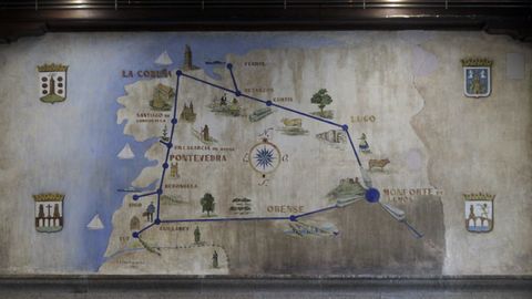 El mural de la estación de ferrocarril de Monforte tras su restauración