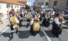 Cai�n comenz� a prepararse para la Romar�a dos Milagres llevando a la Virgen al santuario. 