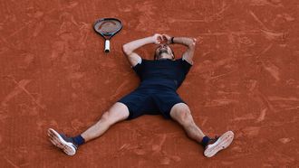 Alexander Zverev celebra su victoria en la final de Roland Garros