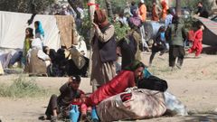 Refugiados afganos que huyen de las provincias m�s sacudidas por la ofensiva de los talibanes y se refugian en los alrededores de Kabul