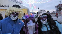 Liborios celebrando el Entroido en A Illa