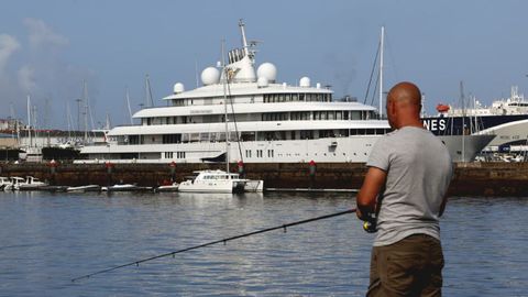 El megayate Golden Odyssey estableci un rcord en la empresa nutica situada en la terminal de Bouzas. Sus 124 metros de eslora lo convirtieron en el mayor que recal en esta drsena.