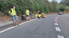 El herido recibi� los primeros cuidados en el lugar donde se produjo el accidente