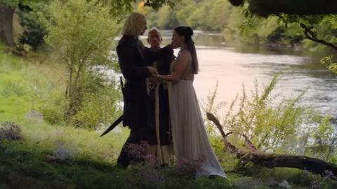 El prncipe heredero, Rhaegar, se casa con Lyanna en Dorne
