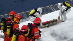 La dotaci�n del �Centinela� simulando un rescate