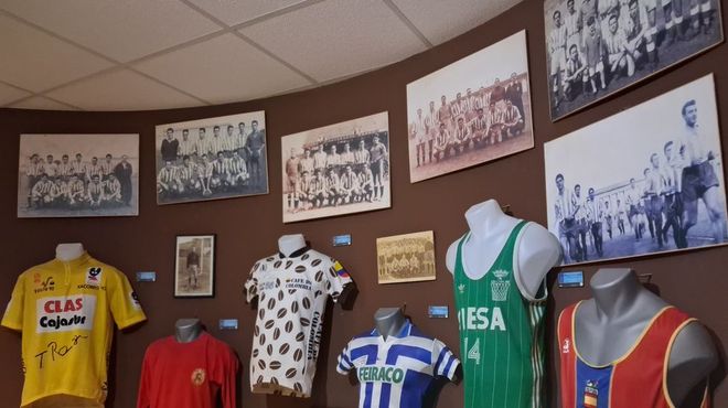 Algunhas das imaxes xa expostas na sala II do Melga, na Galer�a de Deportistas 