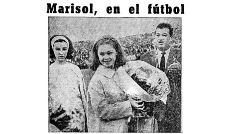 Marisol hizo el saque de honor en el estadio de La Rosaleda el 29 de noviembre de 1963