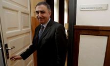 Carlos Varela dijo que era optimista sobre la demanda de las participaciones preferentes.