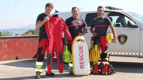 Miembros del equipo de Emerxencias de O Grove