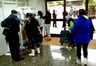 El tabl�n de anuncios tuvo miles de consultas esta semana para saber si recibir�an el cheque social.