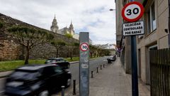 Uno de los radares de la Ronda da Muralla de Lugo