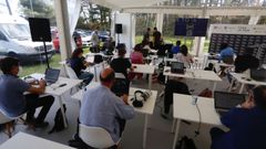 Periodistas siguiendo el Foro La Toja