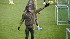 El futbolista del Celta Ilaix Moriba, en un entrenamiento del equipo vigu&eacute;s.