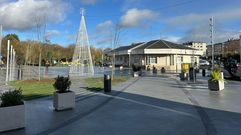 La plaza Isaac D�az Pardo tiene pendiente la instalaci�n de mobiliario urbano