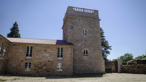 La estructura principal del pazo de Goins ha sido restaurada por iniciativa del Concello de Boiro.